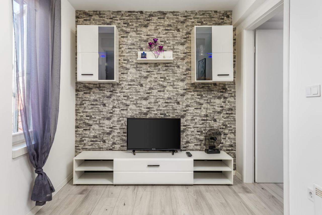 Bella Central Apartment Rijeka Eksteriør bilde