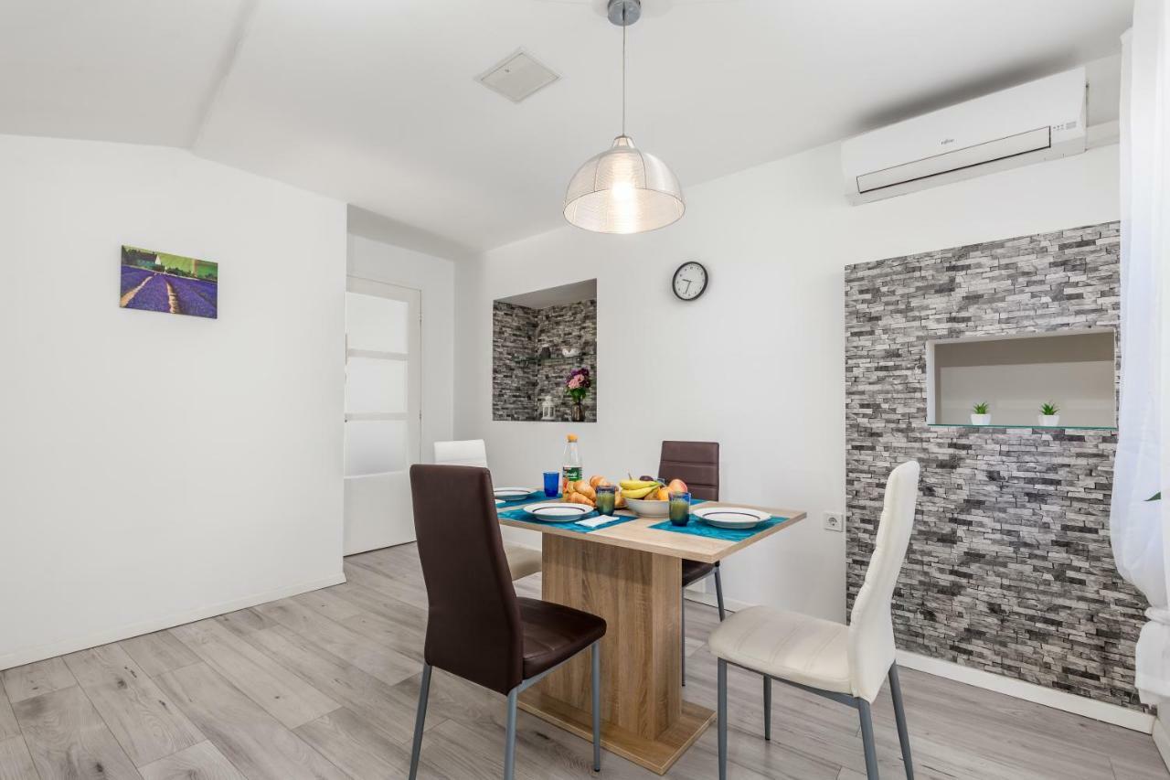 Bella Central Apartment Rijeka Eksteriør bilde